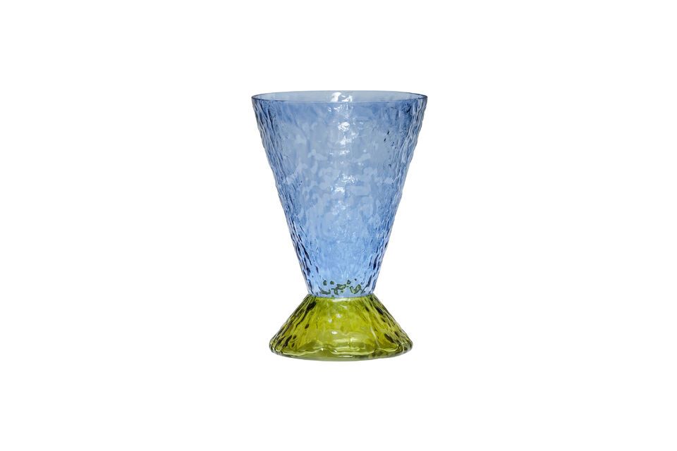 This vase