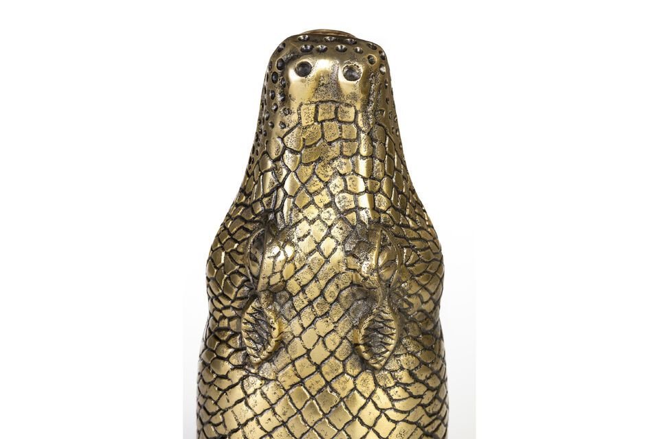 Alligator gold recycled aluminum vase - 5