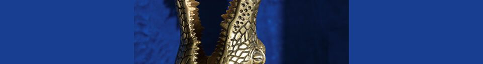 Material Details Alligator gold recycled aluminum vase