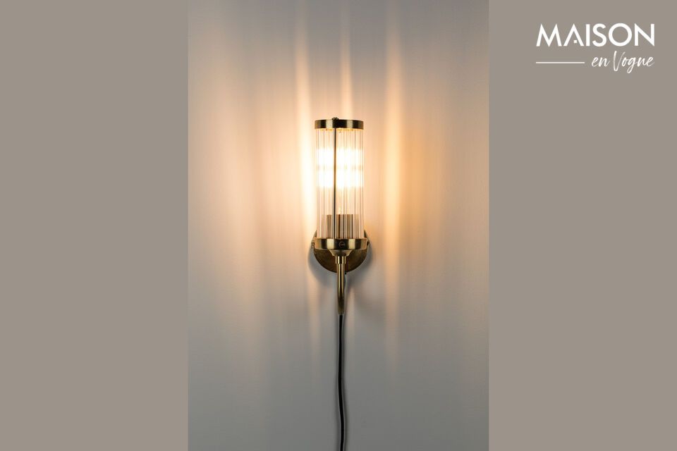 The golden aluminum Angel wall light