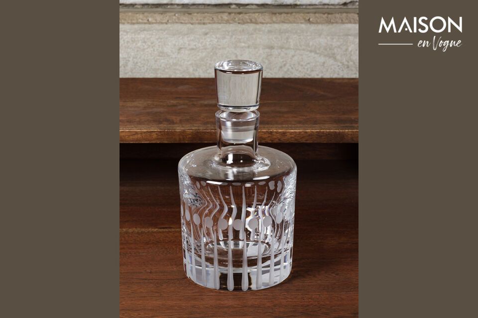 Add a touch of elegance to every meal with our glass decanter.