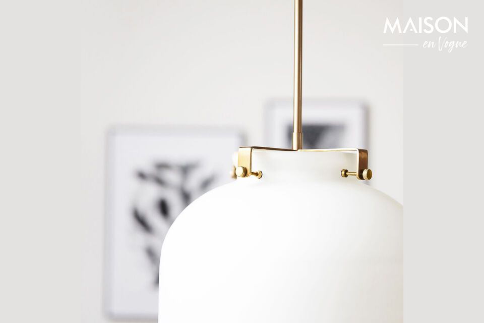 Discover the Ball suspension lamp, a subtle blend of modernity and traditional craftsmanship