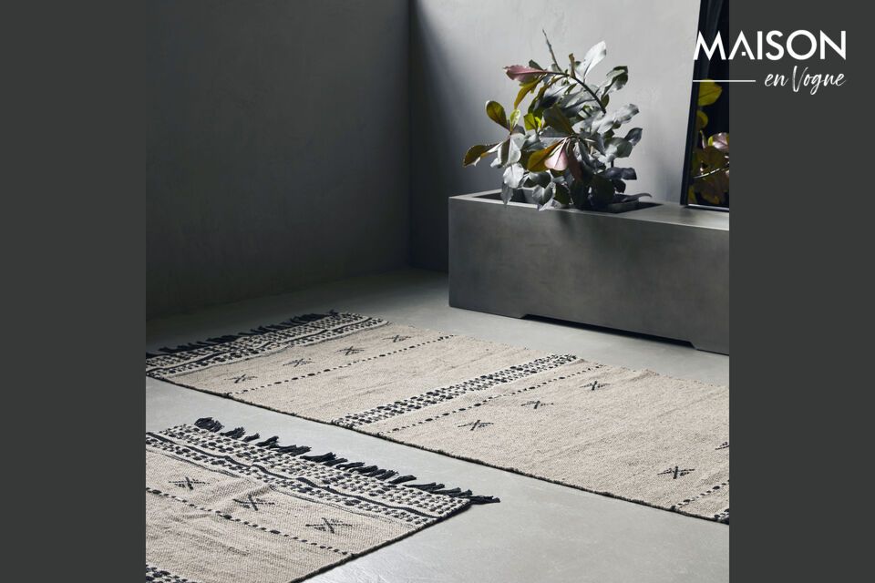 Softness and elegance in wool and cotton for your floor.