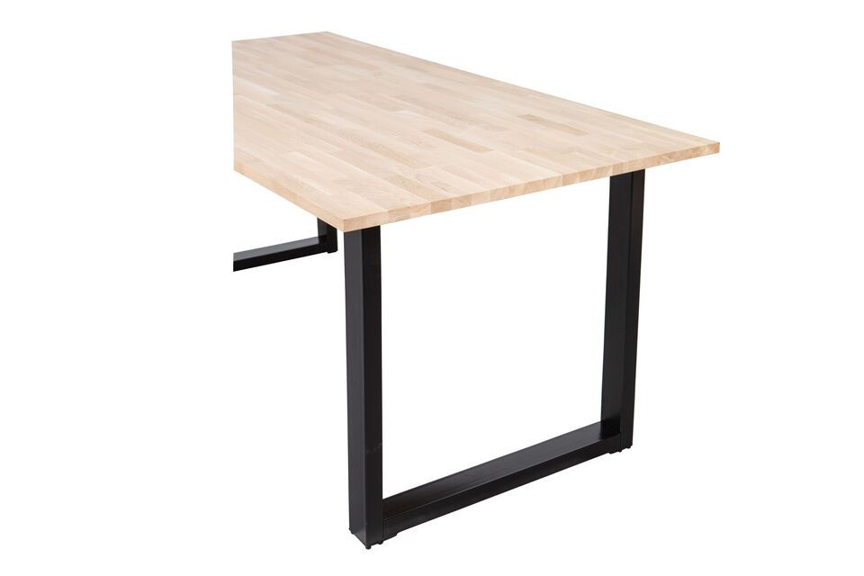 The Tablo solid oak table is the perfect choice for those who love contemporary design and high