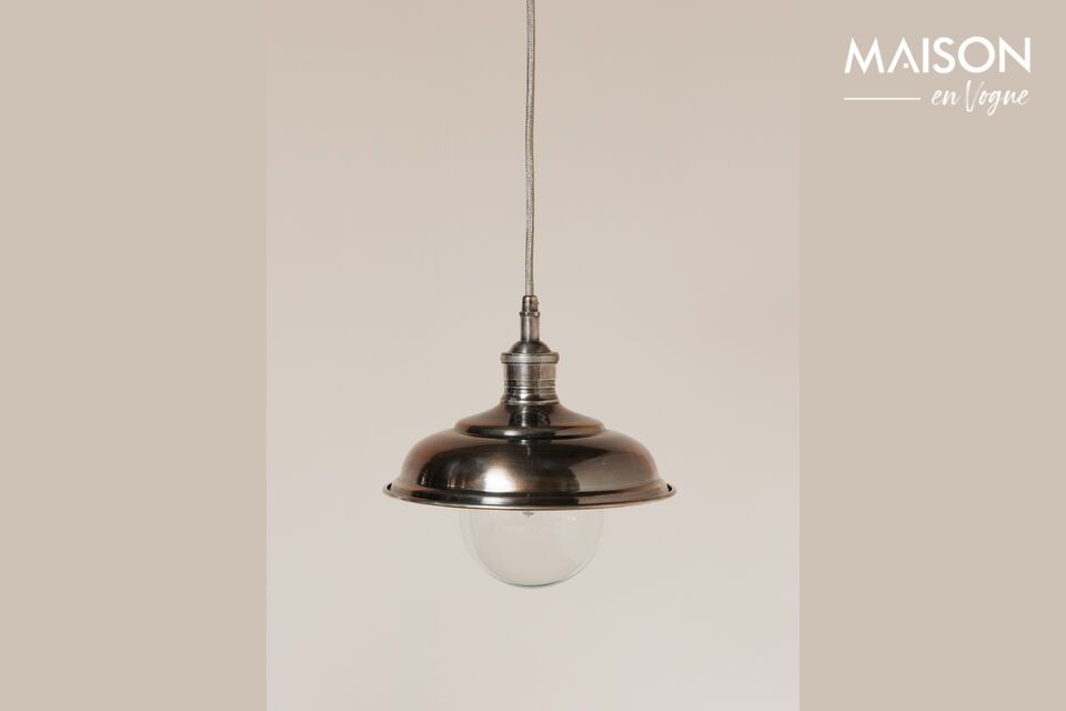 Bring refinement and luminosity with our elegant suspension.