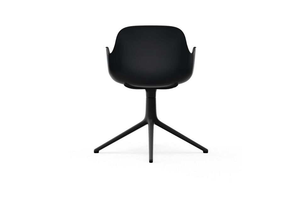 Set on a fine aluminum base in the same black as the polypropylene seat