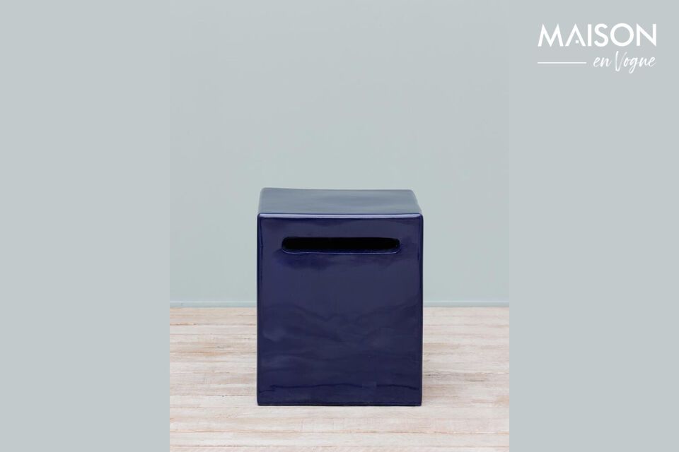 Discover a piece that combines contemporary aesthetics and sturdiness with our blue cement stool