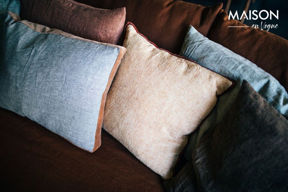 Discover the comfort and timeless elegance of our Borders Natural Linen Cushion