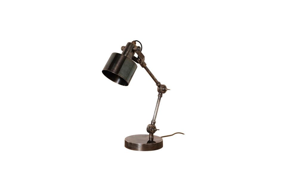 This lamp\'s copper-brass design isn\'t just aesthetically pleasing; it also offers enhanced