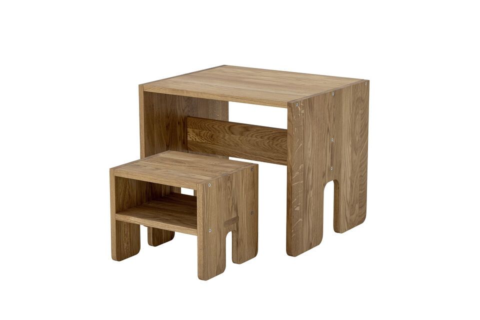 Functional for the home, in robust natural oak.