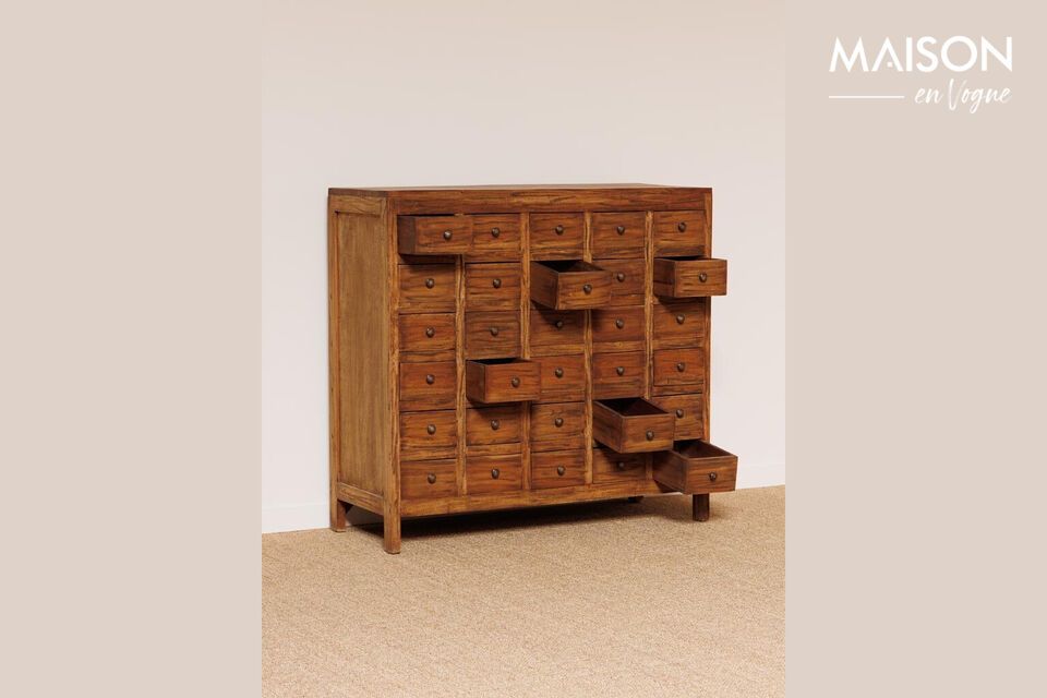 Perfect for any room, this chest combines functionality and style