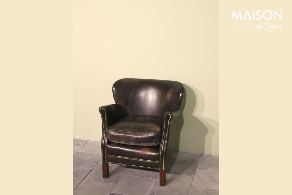 Camdenturner brown leather armchair Chehoma