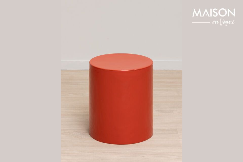 Cherry red metal side table Chehoma