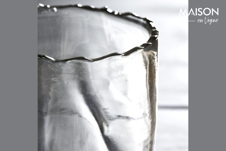 Elevate the elegance of your home with the Clear glass vase from House Doctor