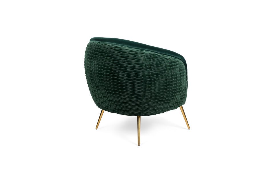 With its attractively curved design and sumptuous velvet upholstery