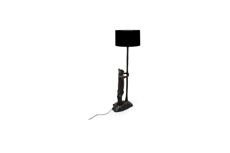 The Cute Cate floor lamp in black aluminum