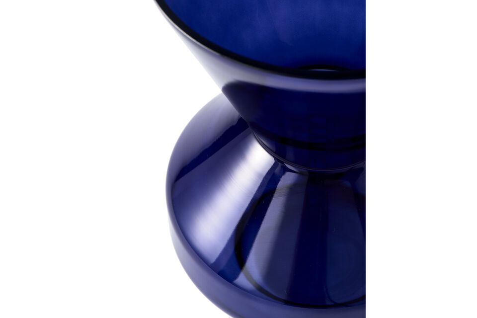 Discover the timeless elegance of the Thick neck dark blue glass vase