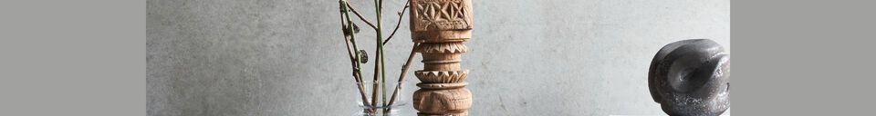 Material Details Decorative object in light wood Lega