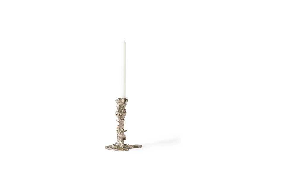 Drip candle holder, a decorative element with a strong design