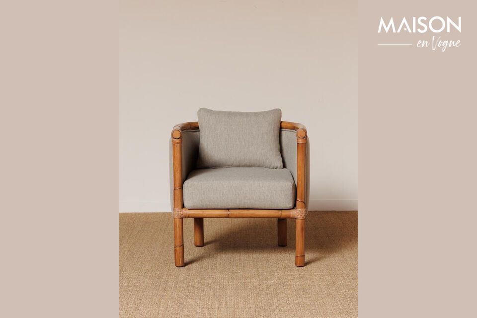 Discover modern elegance with our grey fabric armchair