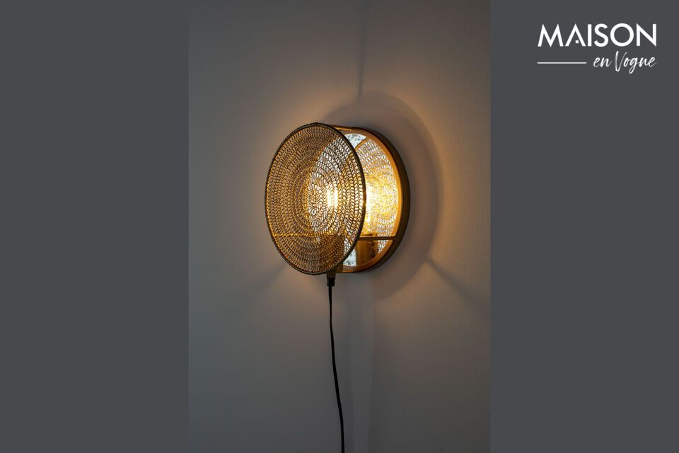 Gold metal wall lamp Lea White Label