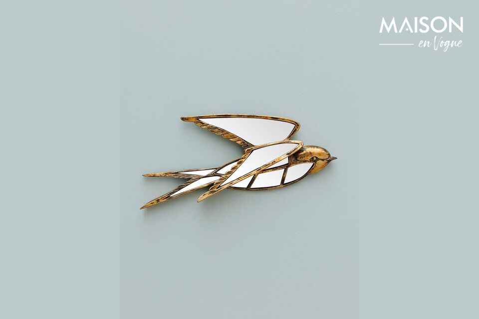 Elegant swallow figurine in gold resin for any modern setting.