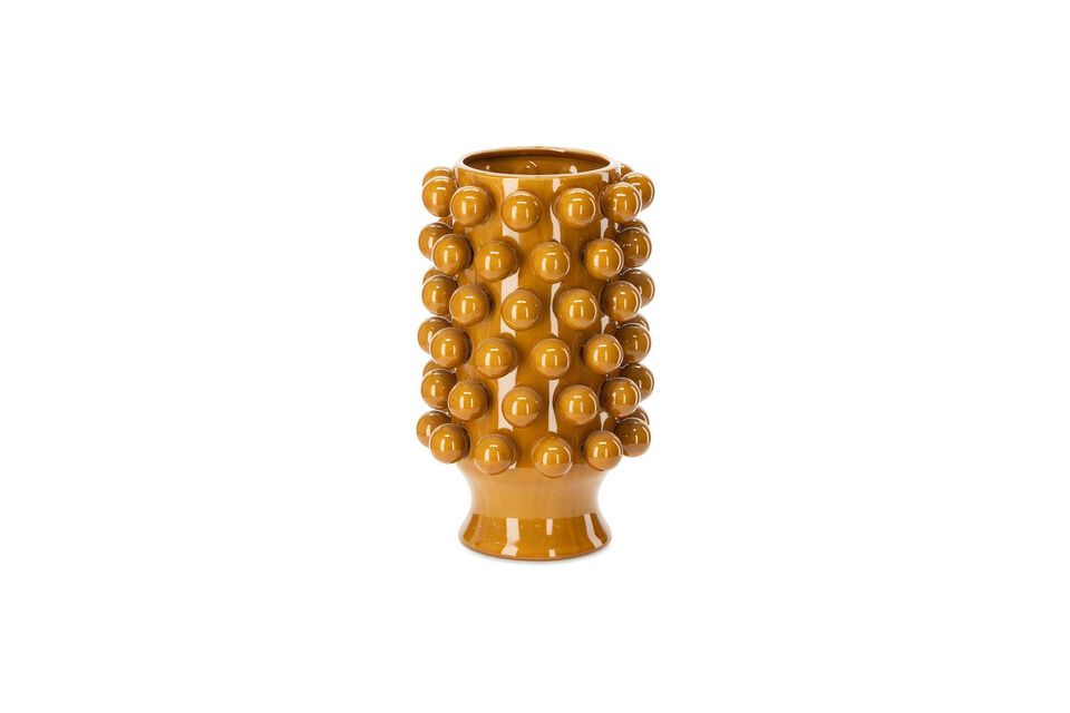 Would you like a decorative element for your home that makes a statement? The Grappa ceramic