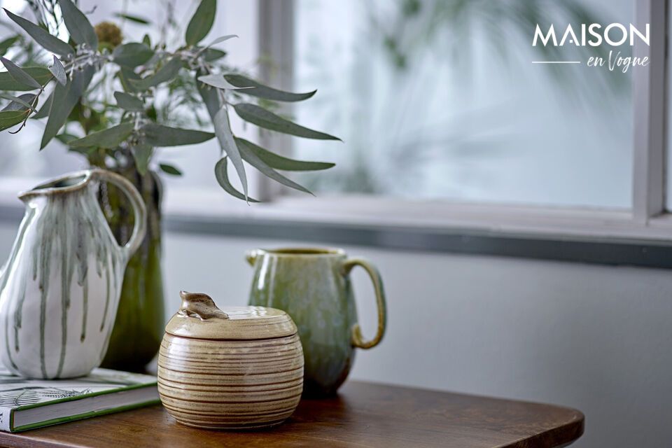 Add a touch of green and originality to your decor.