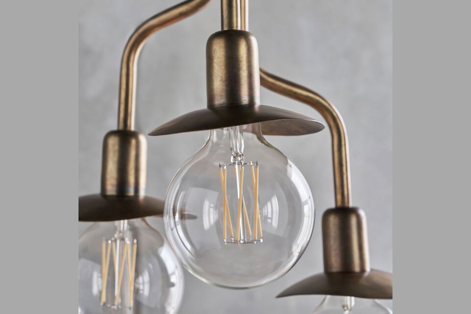 Discover the unique elegance of the Hana brass iron suspension