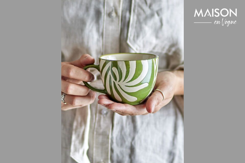 Bring a touch of character to your relaxing moments with the Heikki stoneware mug