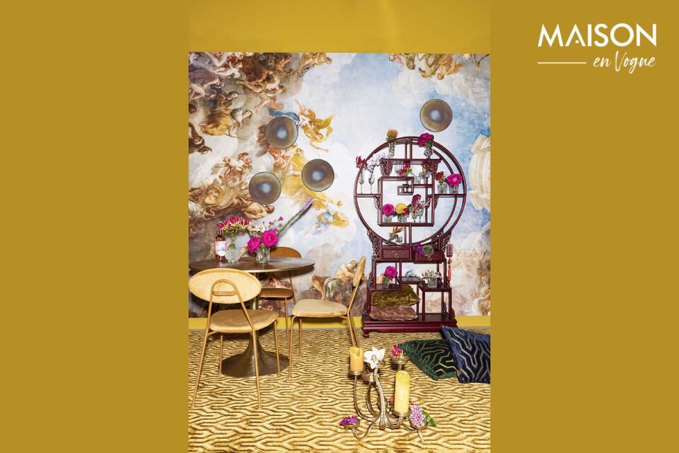 Transform your dining room with the Hypnotising golden aluminum table, 92 cm in diameter