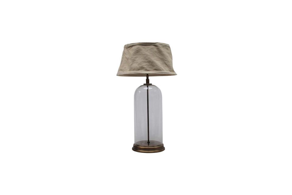 Elegance and transparency define the Kazan table lamp