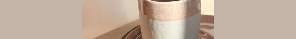 Material Details Large pink stoneware glass Spiro