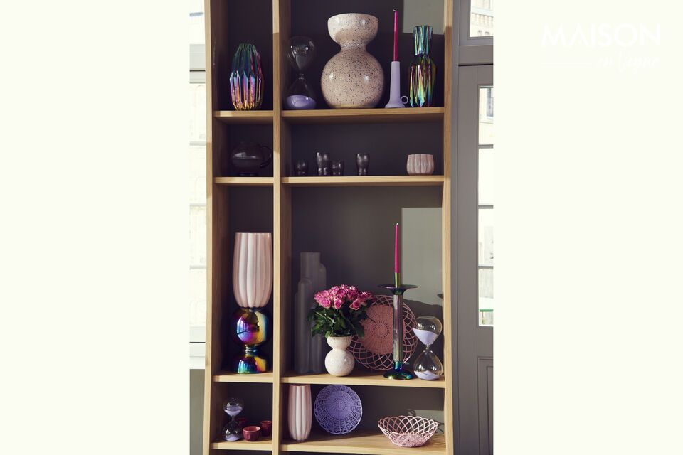 Introduce a touch of softness and originality into your home with the Boolb Vase in light pink