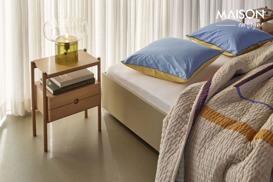 Opt for a Nordic-design bedside table to bring a warm touch to your bedroom! The Appeal bedside