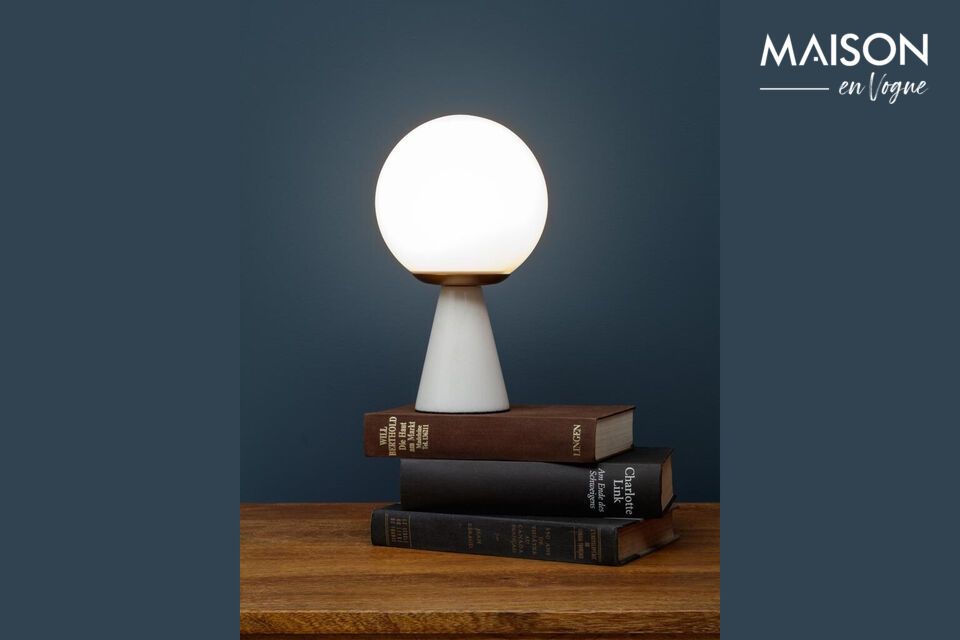 Discover a touch of elegance and refinement for your home with our Lova white marble table lamp