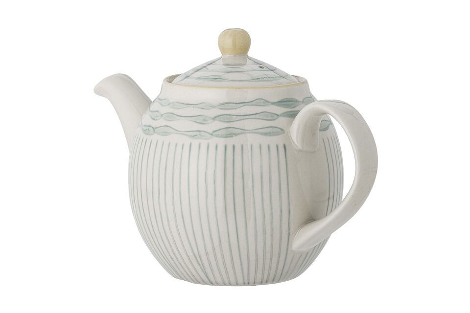 The delicate blue pattern of this teapot adds a charming touch to your dinnerware set