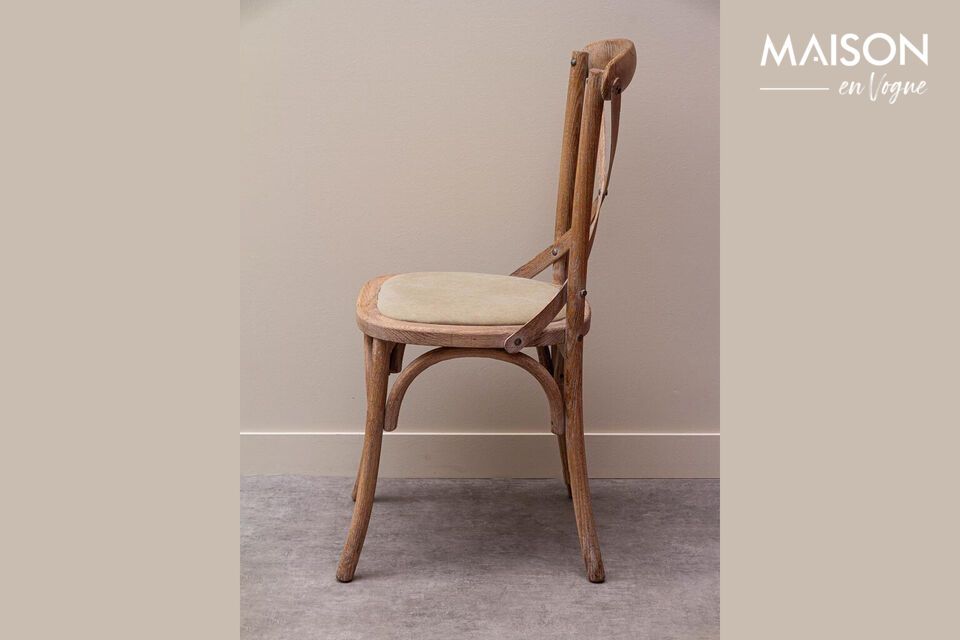 Discover the timeless elegance and robustness of oak with our new Marius chair