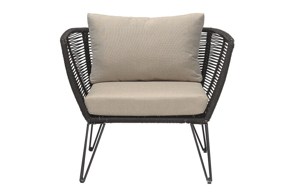 Ideal for any outdoor space, this garden chair is not only comfortable but also durable