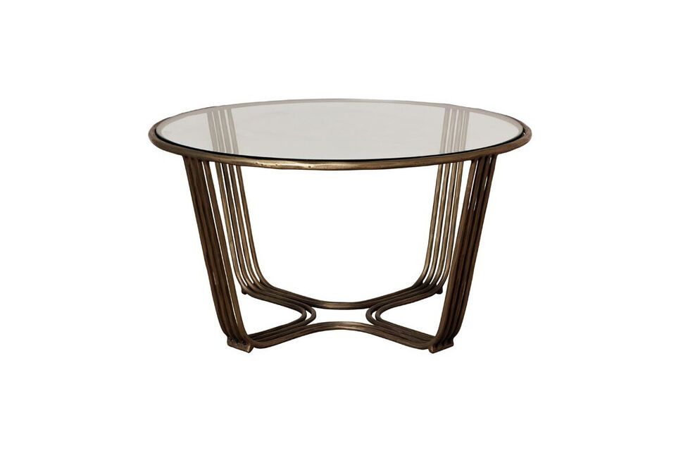 Made from sturdy iron with a chic copper finish, this coffee table combines durability and style