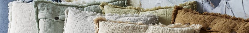 Material Details Off-white cotton Quilt cushion cover