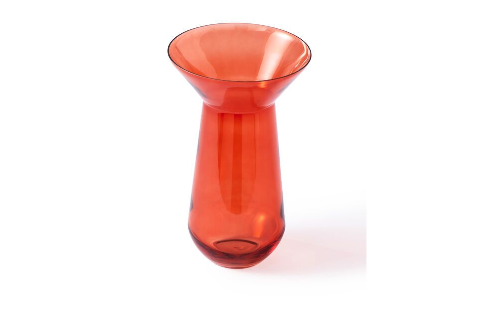 Redefine the elegance of your spaces with our orange glass vase.