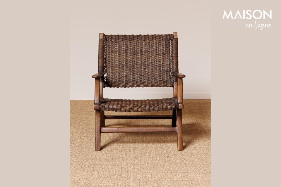 Discover timeless comfort with our brown rattan armchair