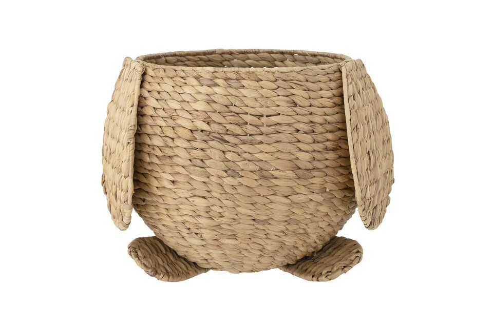 This basket with lid from the Bloomingville MINI range combines functionality and design