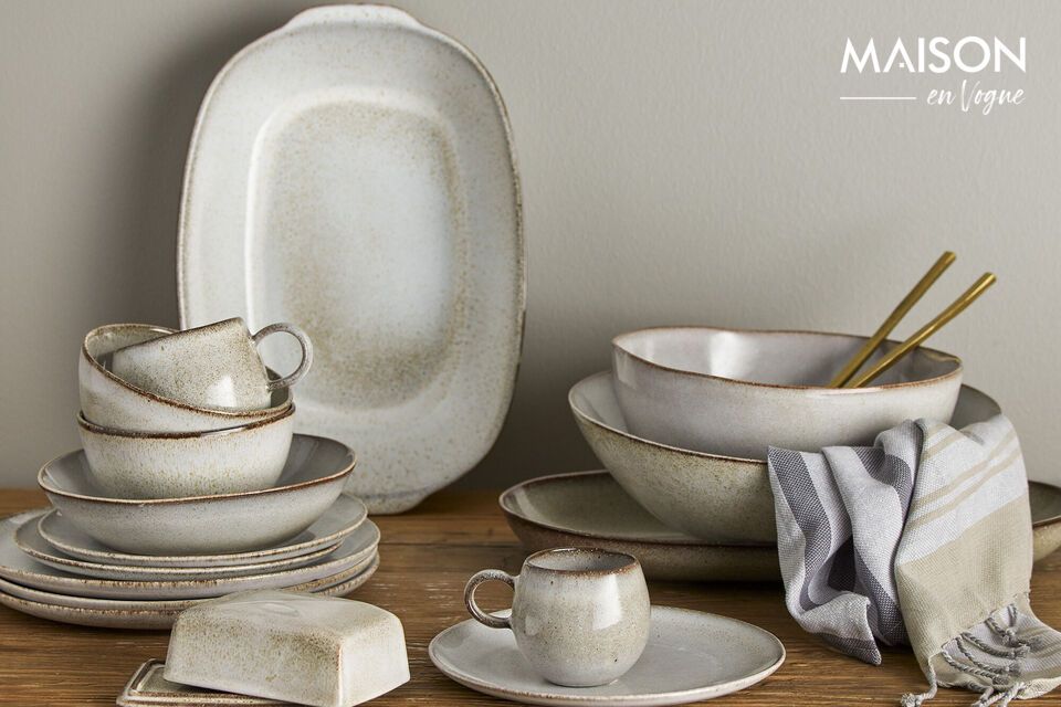 Made from high-quality stoneware