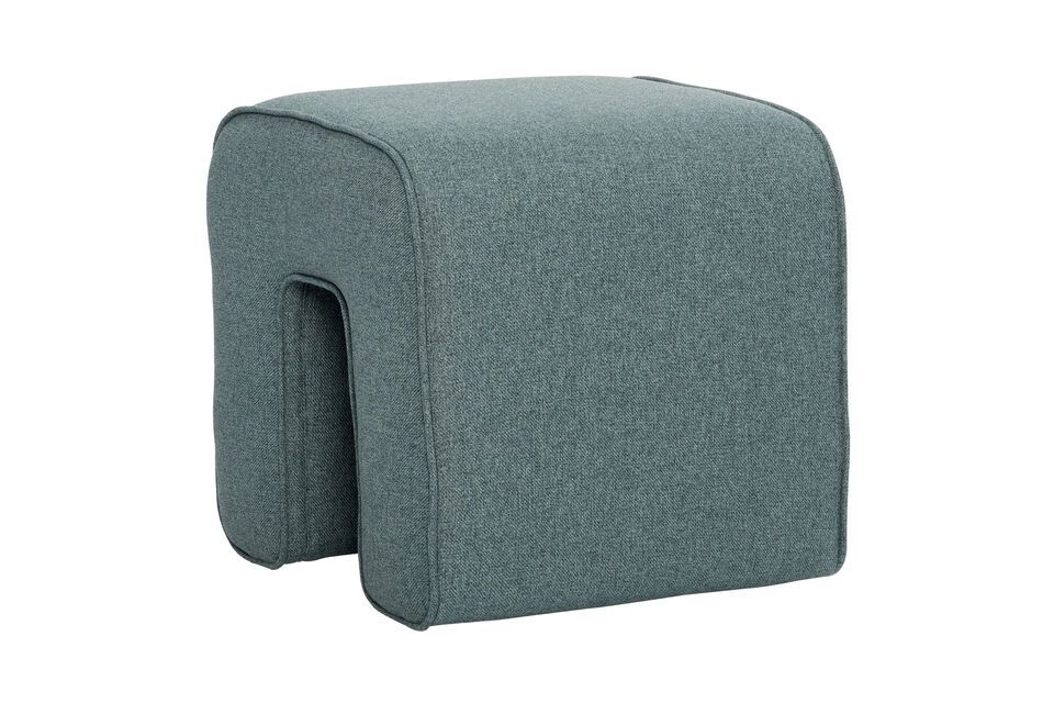 Choose the Sculpture pouf for an elegant combination of style and practicality