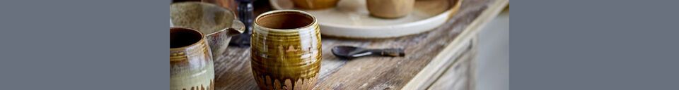 Material Details Set of 2 Dahlia brown stoneware mugs