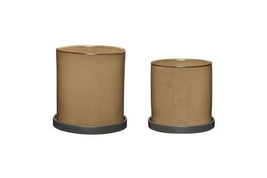 Set of 2 Era brown ceramic planters Clipped