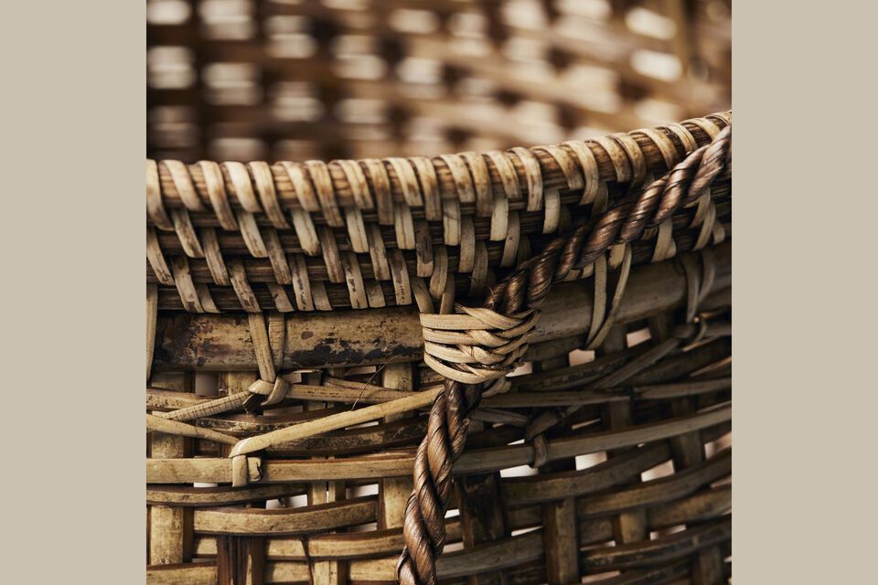 Introduce a touch of natural elegance and functionality with the Kuta basket set