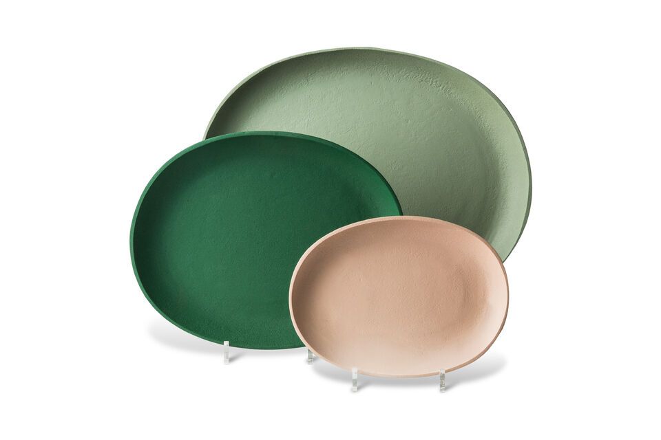 Its dark green color and subtle texture blend perfectly with any decor